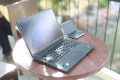 出售联想ThinkPad T14s Gen 3笔记本电脑 — 2/6