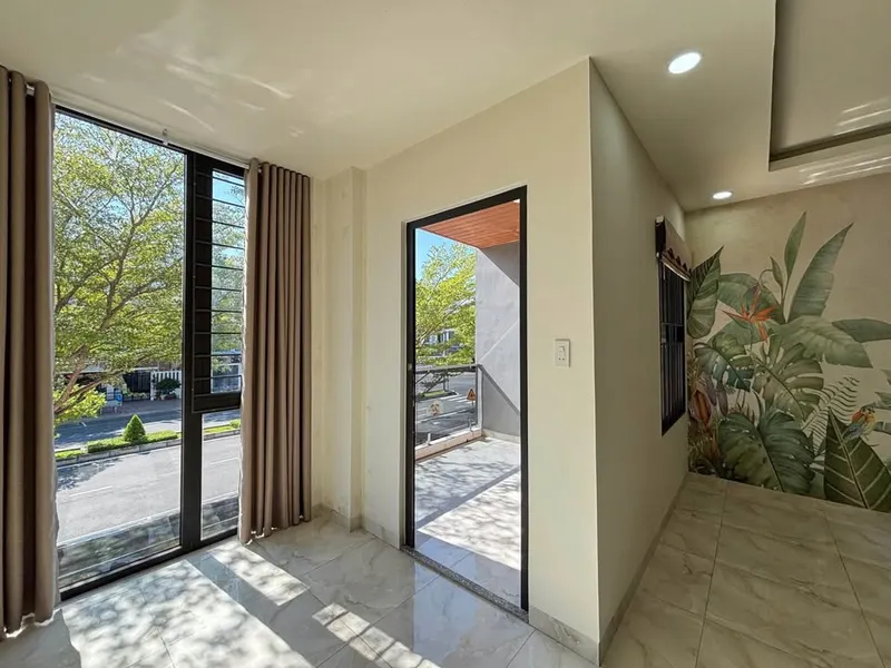 Luxury studio apartment for rent, Tô Hiệu, 12.5M VND/month — 10/10