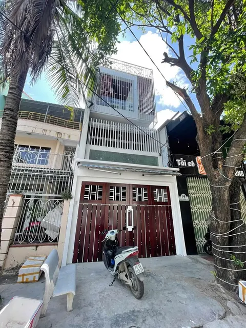4-storey house for rent on Tran Khanh Du, Nha Trang, 29M VND/month