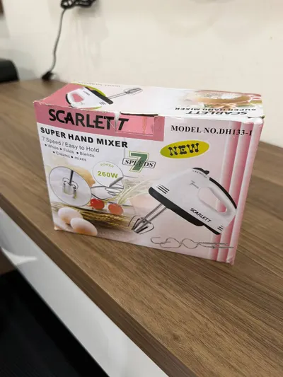Household items sale (moving out): 8 items, total 2,030,000 VND — 5/8