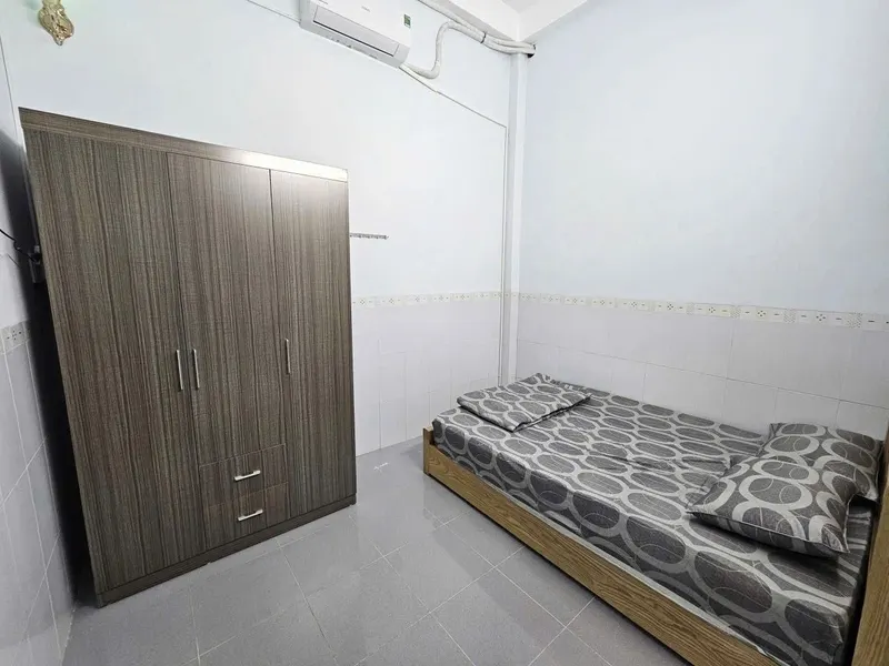 Nhà 2 đơn vị, 4 phòng ngủ – Bắc Nha Trang (Vĩnh Hòa) – Đầy đủ nội thất – 17 triệu VND/ngày — 6/9
