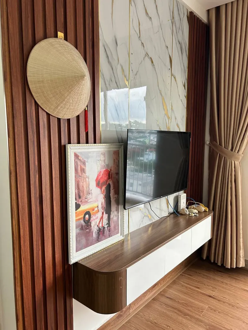 Corner 2-bedroom apartment with sea view, Hoàng Quân (Paradise Plaza)