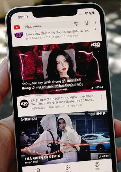 iPhone XS Max 판매, 420만 VND — 3/3