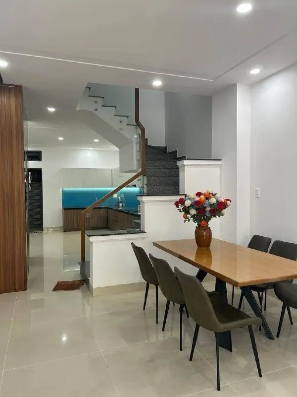 5-bedroom house for rent in south Nha Trang, 30M VND/month