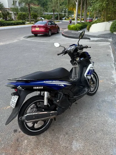 Yamaha Nouvo 125 (2013) scooter for sale — 3/4