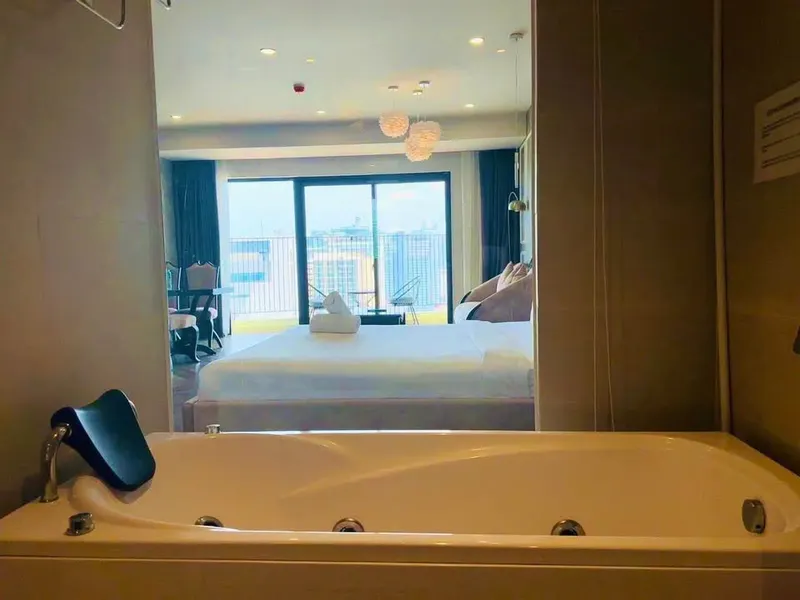 Căn hộ studio tại Gold Coast, tầng 28, view biển, 22 triệu VND/tháng — 9/10