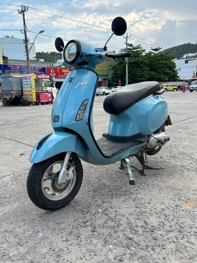 MYOKO Venices 50cc Moped December 2022 – LED Optics, 5k km, Excellent Condition — 2/3