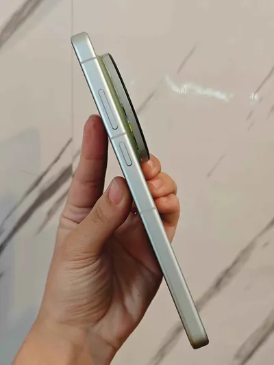 VIVO X300 Ultra smartphone, full box (16/512GB) — 5/5