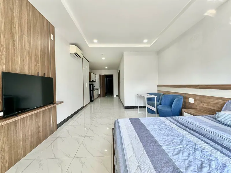 Furnished 50 m² studio for rent near the sea, Lý Nam Đế street — 4/5