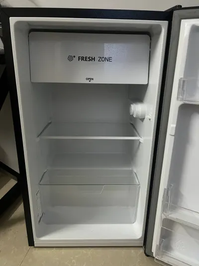 Hisense 94L mini fridge for sale (used) — 2/3