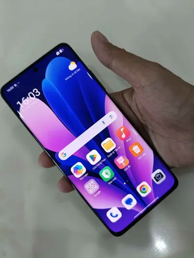 Xiaomi 12 phone for sale, 8/128GB, 3,150,000 VND — 2/7