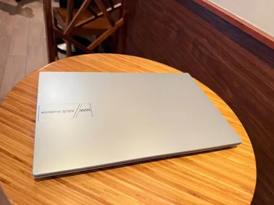 Asus Vivobook 15 OLED laptop (i5-12500H, 16GB, 512GB) for sale — 5/7