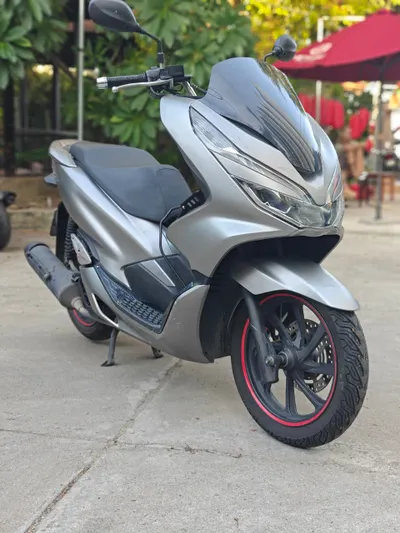 Honda PCX 150cc scooter for sale, 47M VND — 2/5