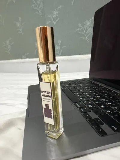 French Avenue Specter Wraith Perfume – 8ml – 120K VND