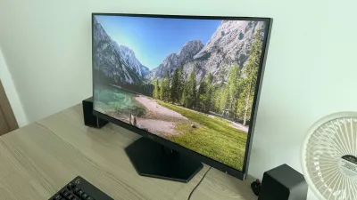 AOC Q27G42ZE 27" 2K 240Hz 게이밍 모니터 판매 — 2/7