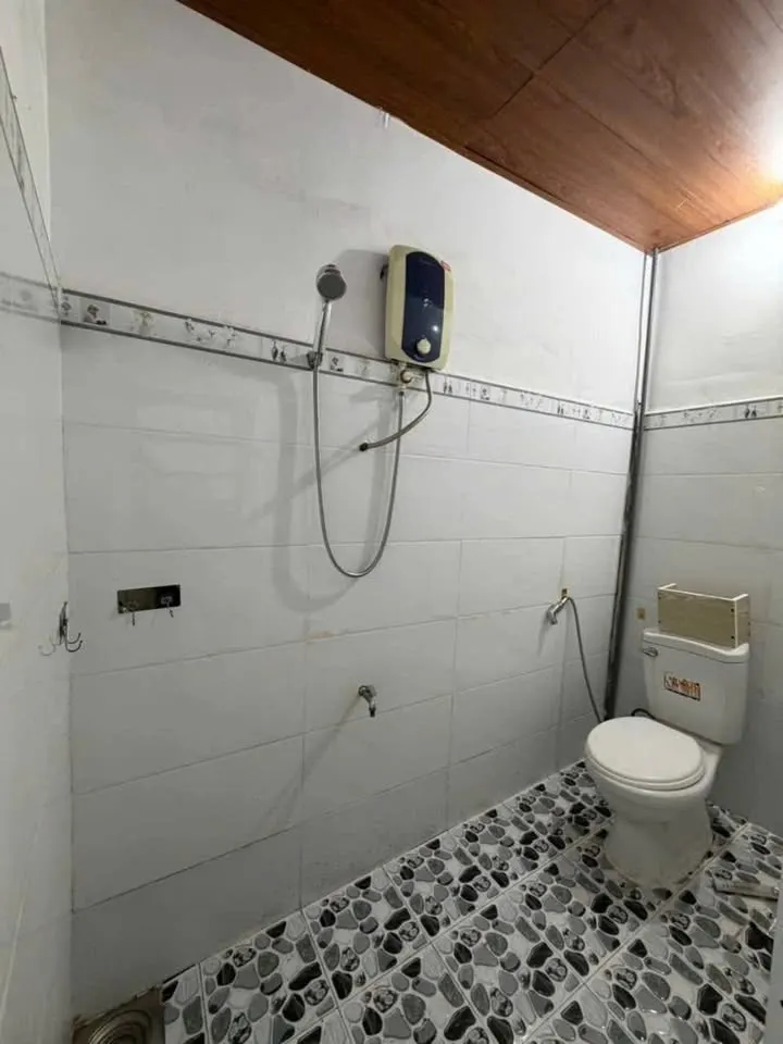 1-bedroom corner apartment with mezzanine for rent on Nguyễn Cao, Bắc Nha Trang, 6.5M VND/month — 4/10