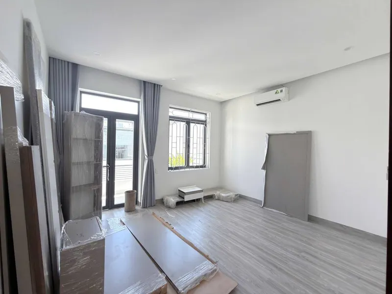 Nhà 3 phòng ngủ mới xây cho thuê, cách biển 1 km, phía Bắc Nha Trang — 7/8
