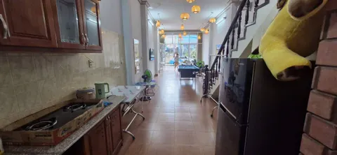 3-Storey House with 5 Bedrooms – Cao Van Be Street