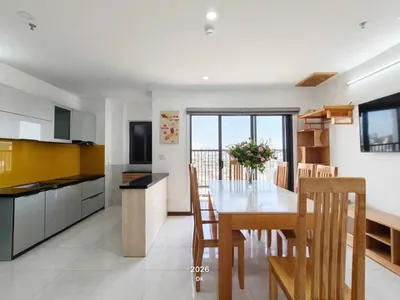 Corner 2-bedroom apartment, CT4 complex, south Nha Trang, 13M VND/month — 2/5