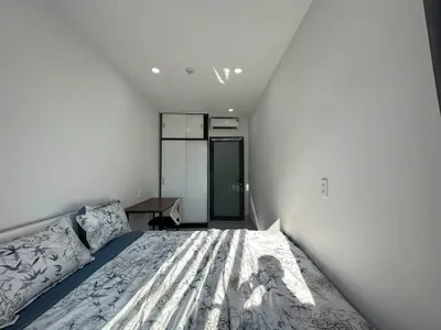 2-bedroom apartment with balcony for rent on Thích Quảng Đức, 17.5M VND/month — 5/10