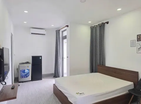 Apartment rental, 6M VND/month, contract until end of December