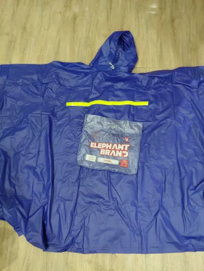 Backpack and rain poncho for sale — 2/4