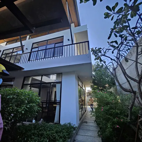 4-bedroom furnished villa with garden, Go Cay Song, West Nha Trang