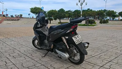 2018 Honda Airblade scooter for sale, 22M VND — 3/5