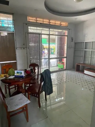 Street-front house for rent on Lương Định Của, 12M VND/month — 2/4