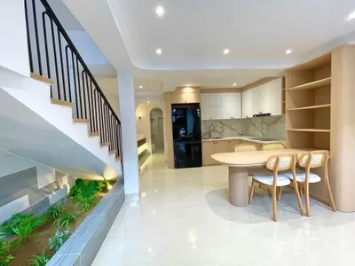 Bán nhà 3 tầng, hẻm Máy Nước, Nam Nha Trang, giá 5,5 tỷ VND — 3/4