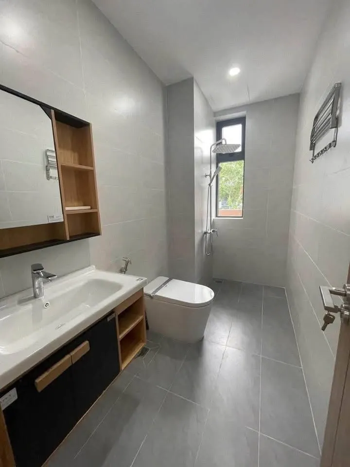 Whole house for rent in Mỹ Gia, 3 bedrooms, 32M VND/month — 9/10