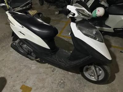 Xe ga SYM Attila 125cc có cà vẹt xanh — 4/5
