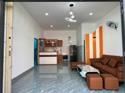 Whole house for rent in Hon Ro 1, south Nha Trang, 10M VND/month — 3/9