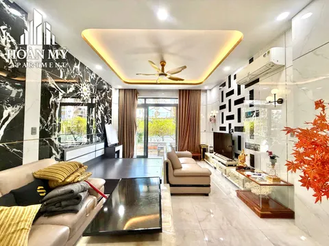 Penthouse with balcony, 120 m², 500 m to the sea