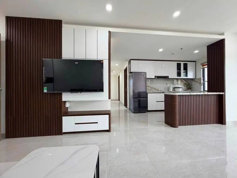 3-Bedroom Apartment, West Nha Trang – 18M VND/month, New, Furnished, Sea-view Balcony