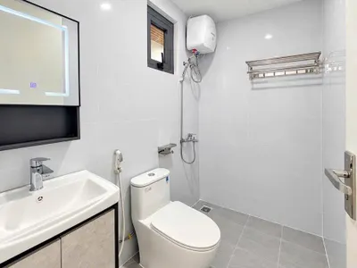 Studio apartment for rent near Hòn Chồng, north Nha Trang, 11M VND/month — 4/8