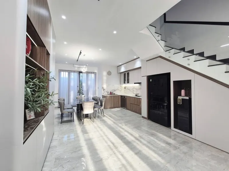 3-storey furnished house for rent, Thái Hưng, North Nha Trang — 6/10
