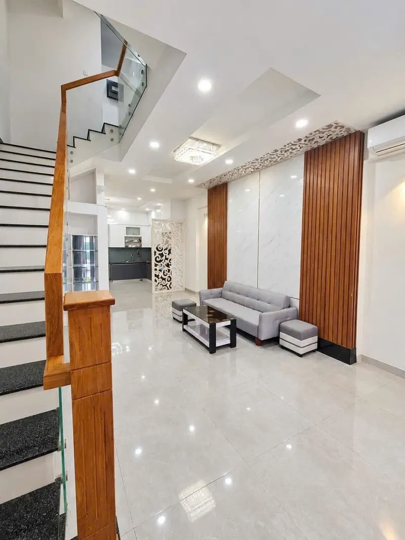 Spacious 3-Bedroom House for Rent on West Nha Trang – 32M VND/Month