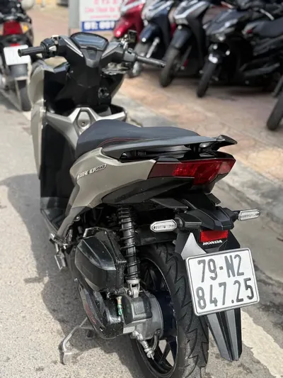 Honda Vario 125 motorbike for sale, 29M VND — 7/9