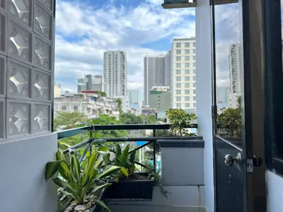Studio apartment for rent, Hoang Hoa Tham street, near the centre — 4/4