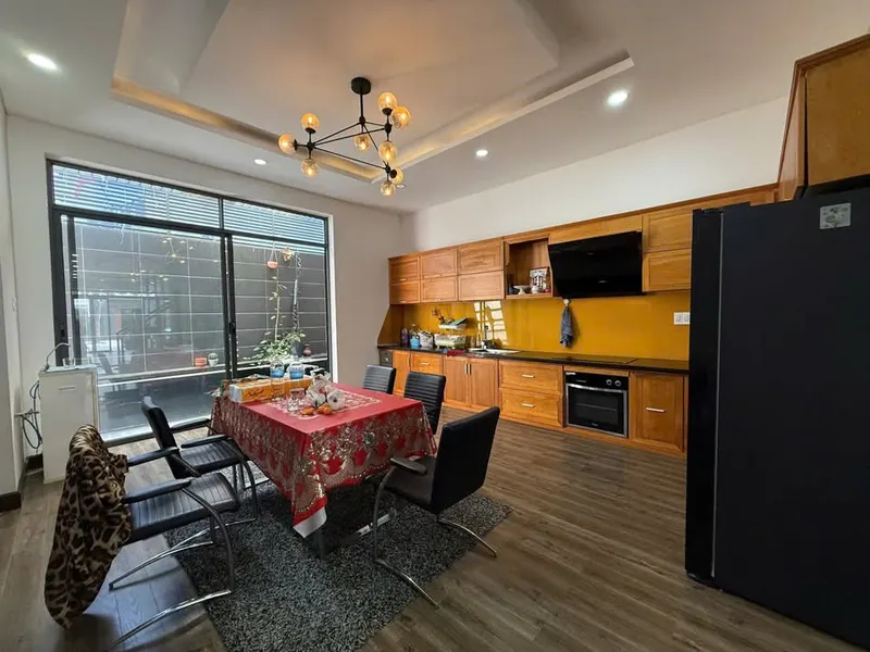 Street-front house for rent in VCN Phước Hải, 5 bedrooms, 30M VND/month — 9/10