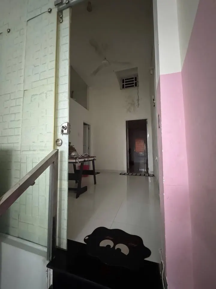 Street-front commercial house for rent on Đường 2/4, 20M VND/month — 10/10