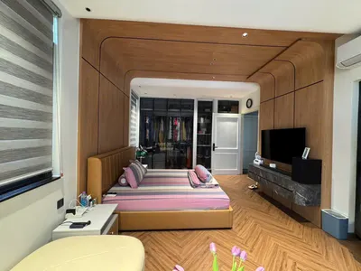 House for rent in the west, 3 bedrooms, 250 m² — 3/5