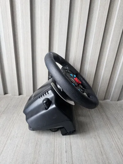 出售Logitech G29赛车方向盘+变速箱 — 3/7