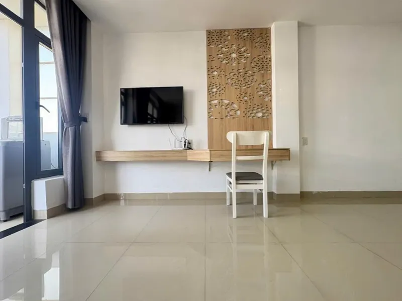 Studio Apartment in Hà Quang 2 with Balcony – 10M VND/month