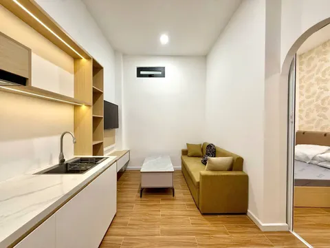 1-bedroom furnished apartment on Nguyen Thien Thuat street, 10M VND/month
