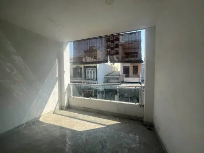 2-storey house with two street frontages on Truong Dinh street for rent, 20M VND/month — 3/6
