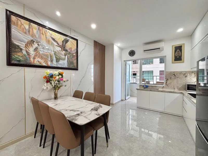 2-bedroom apartment lease takeover at Oceanus complex, 16M VND/month — 3/10