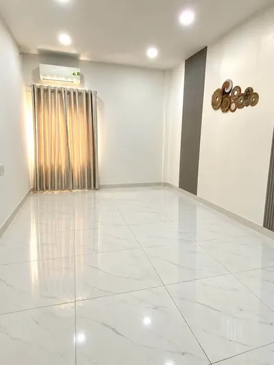 House for rent as café business model, 179m², Dien Khanh town — 3/10