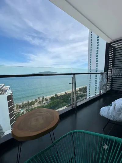 Căn hộ 1 phòng ngủ đầy đủ nội thất, view biển, khu phức hợp Maple — 2/4